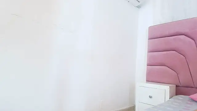 miajhonsonx online show from 03.25.26