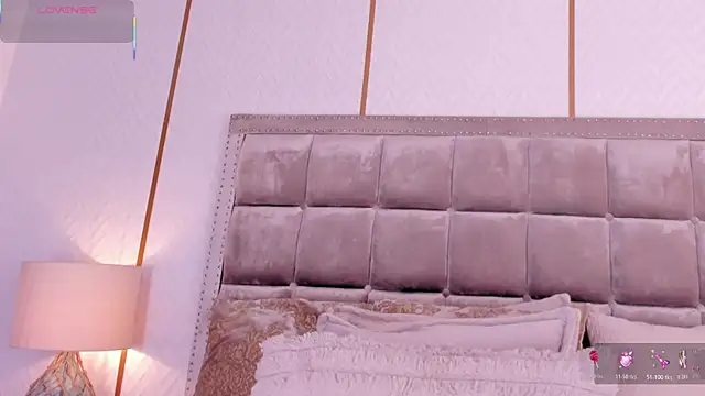 DakotaWangi online show from 02.15.26