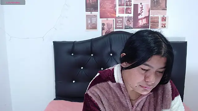 April Becker online show from 03.25.26