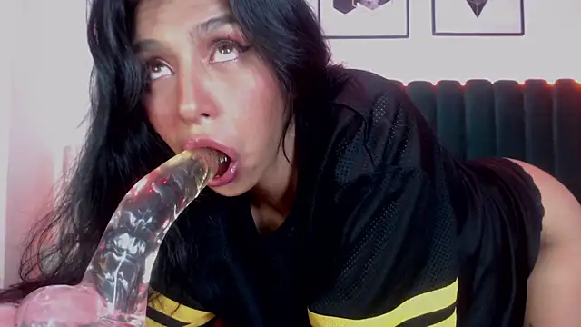 Keila Fg online show from 11.13.25