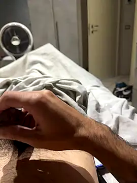 alexbergo87 online show from 09.17.25