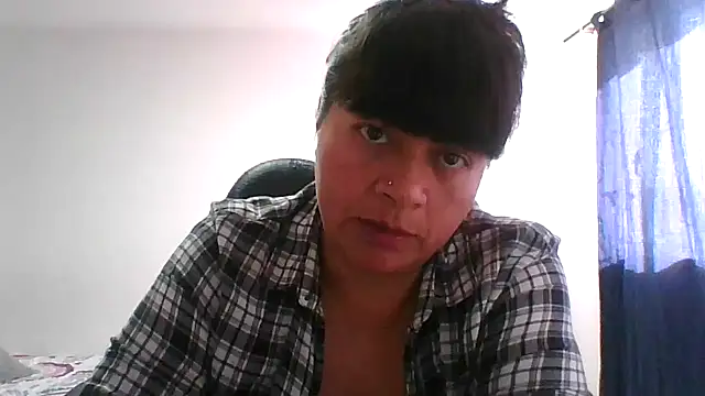 Snapshot of adri89-g chatting on 02.05.26 adri89-g online show from 02.05.26