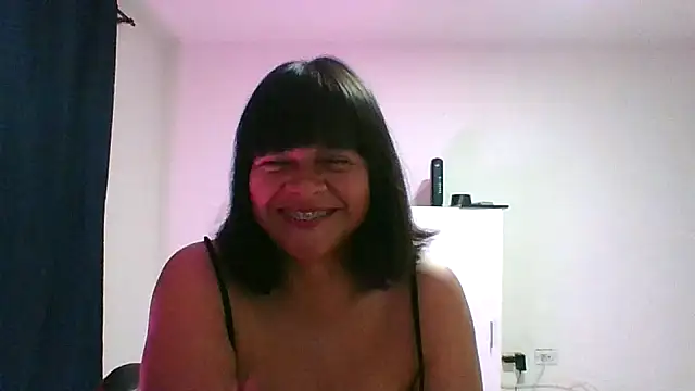 Snapshot of adri89-g chatting on 04.02.26 adri89-g online show from 04.02.26