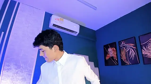 SandroVeyra online show from 10.22.25