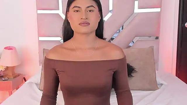 Snapshot of Michelle_Narvaez chatting on 07.18.26 Michelle Narvaez online show from 07.18.26