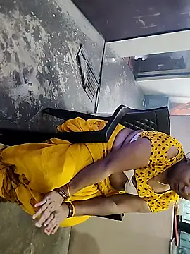 riyahot-3 online show from 12.23.25