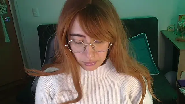 Miacatsito3 online show from 12.18.25