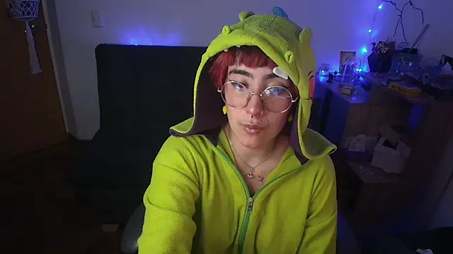 Miacatsito3 online show from 03.24.26