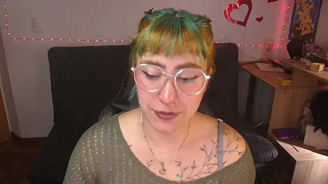 Miacatsito3 online show from 07.10.26
