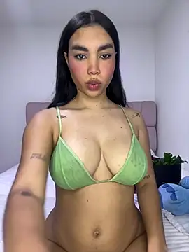 karolaalcendra online show from 03.31.26