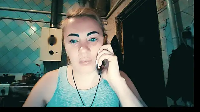 EmmaCat  online show from 11.27.25