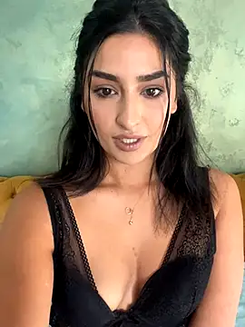 Mia spicyy online show from 10.26.25