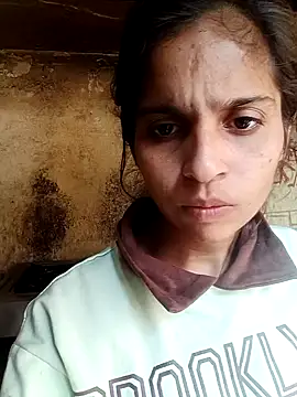 Saloni-Gupta online show from 12.16.25