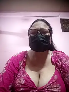 thehotlady online show from 11.11.25