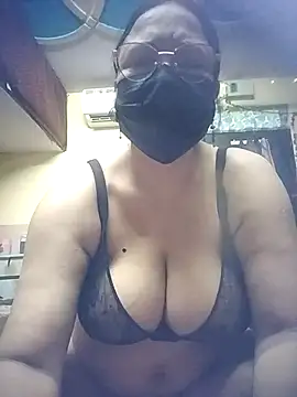 thehotlady online show from 07.23.26