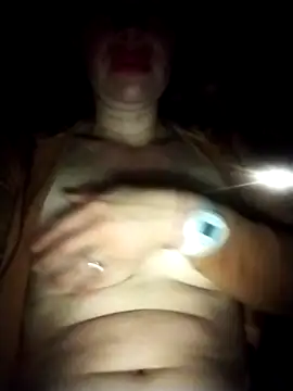 LaraCaliente online show from 11.23.25