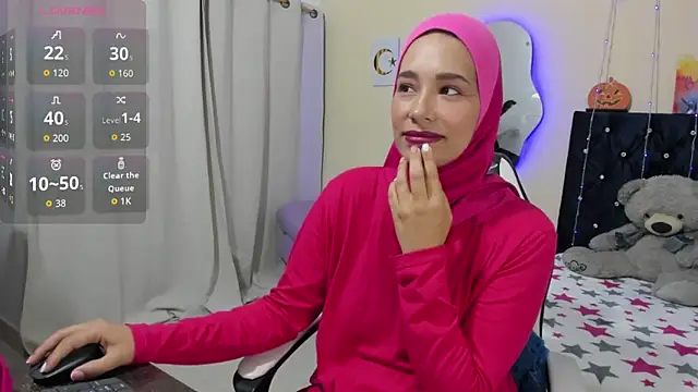 Snapshot of ShanaJamil chatting on 03.05.26 ShanaJamil online show from 03.05.26