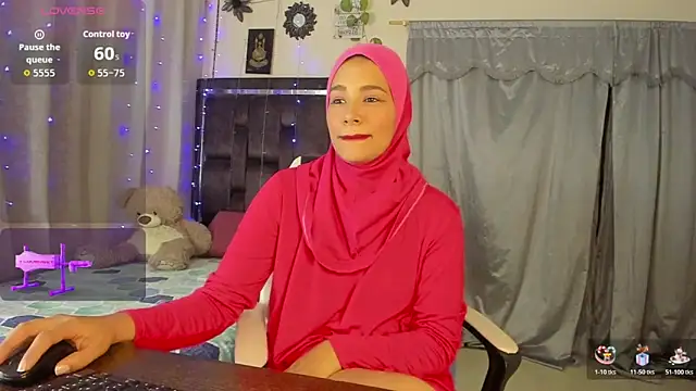 Snapshot of ShanaJamil chatting on 03.24.26 ShanaJamil online show from 03.24.26
