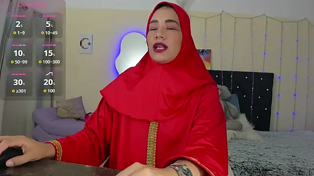Snapshot of ShanaJamil chatting on 05.18.26 ShanaJamil online show from 05.18.26