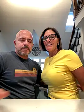 Snapshot of 3totangox chatting on 11.21.25 3totangox online show from 11.21.25