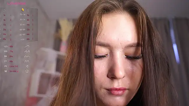 AlinaOrf online show from 10.30.25