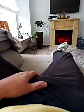 Snapshot of fullystroked chatting on 11.16.25 fullystroked online show from 11.16.25