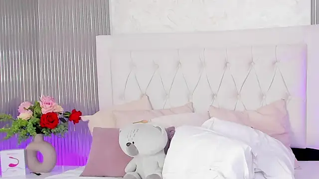 MelodySweetHoney online show from 11.18.25