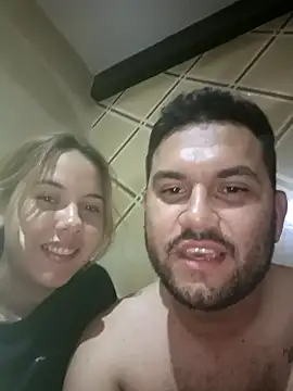 Snapshot of coupleyys chatting on 09.13.25 coupleyys online show from 09.13.25