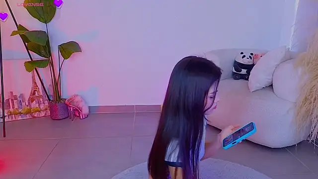 violetssweet online show from 10.04.25