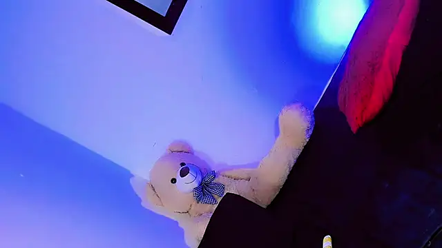 daniela dolls online show from 05.24.26