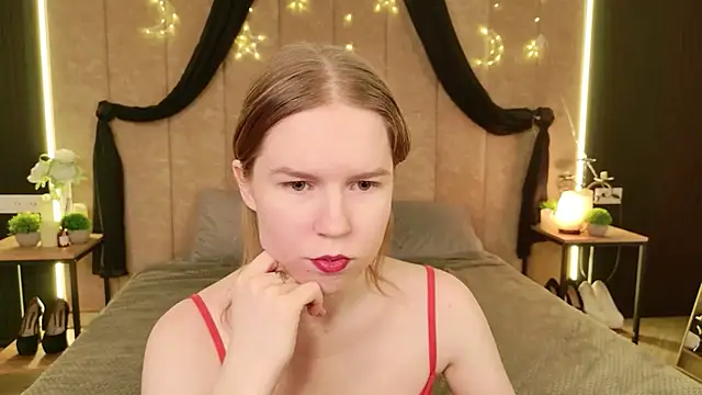 Snapshot of Alida_Brice chatting on 03.03.26 Alida Brice online show from 03.03.26