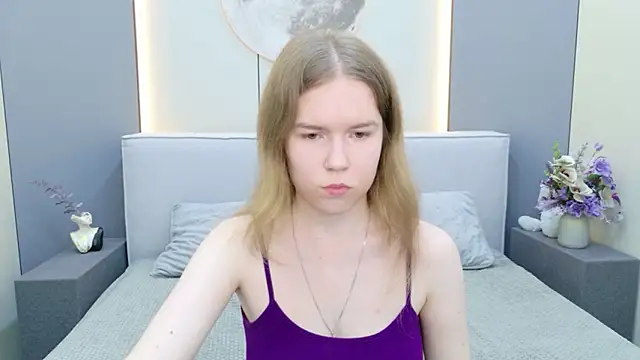 Snapshot of Alida_Brice chatting on 05.27.26 Alida Brice online show from 05.27.26