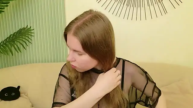 Snapshot of Alida_Brice chatting on 05.31.26 Alida Brice online show from 05.31.26