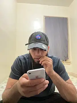 LeoPR00 online show from 10.02.25