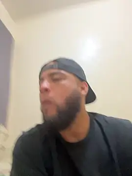 LeoPR00 online show from 10.17.25