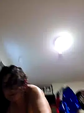 Snapshot of Trixtbang chatting on 10.09.25 Trixtbang online show from 10.09.25