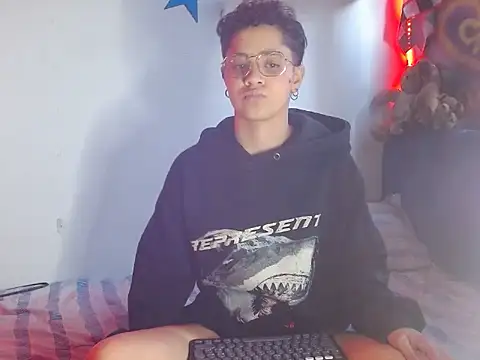 Jade Rayden online show from 04.07.26