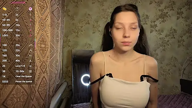 QutieDaSweet online show from 02.02.26