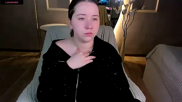 Selena Muse online show from 11.14.25