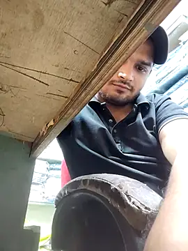 Snapshot of lil_saintdeath chatting on 10.31.25 lil saintdeath online show from 10.31.25