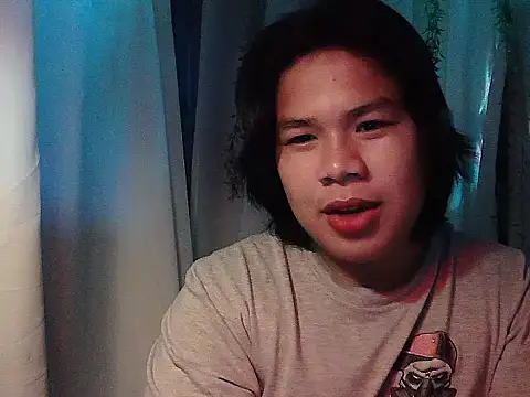 Huntrix2025 online show from 12.13.25