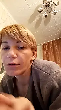 Snapshot of SweetKiss96 chatting on 10.10.25 SweetKiss96 online show from 10.10.25