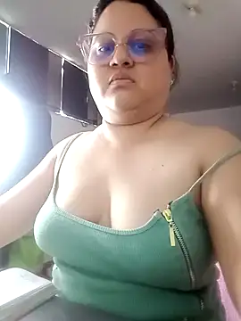 Chiki hot92 online show from 10.02.25