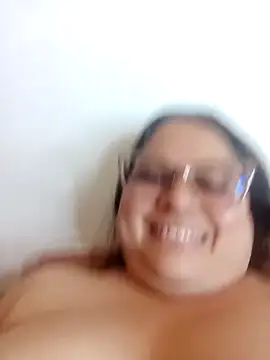 Chiki hot92 online show from 10.22.25