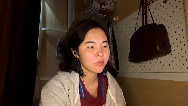 Snapshot of JennyCarpenter chatting on 04.30.26 JennyCarpenter online show from 04.30.26