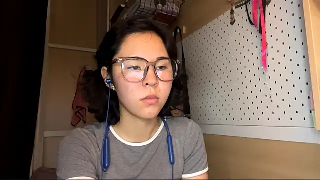 Snapshot of JennyCarpenter chatting on 05.14.26 JennyCarpenter online show from 05.14.26