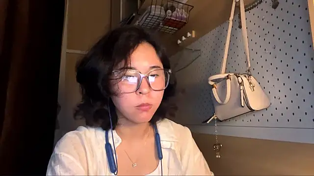 Snapshot of JennyCarpenter chatting on 05.19.26 JennyCarpenter online show from 05.19.26
