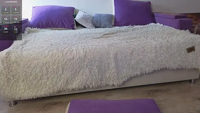 Gentle Ariel online show from 04.13.26