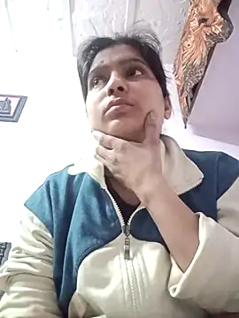 Snapshot of aliya-jaan71 chatting on 02.05.26 aliya-jaan71 online show from 02.05.26