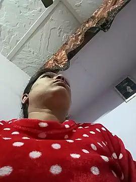 Snapshot of aliya-jaan71 chatting on 02.10.26 aliya-jaan71 online show from 02.10.26